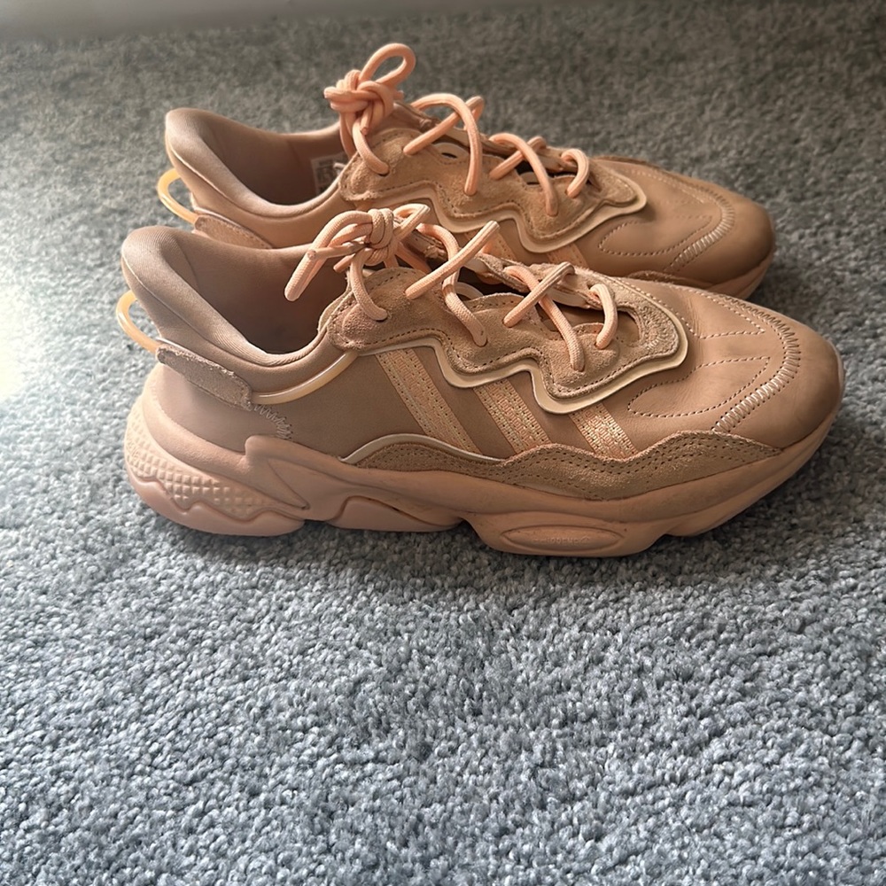 Womens adidas lightly worn size 5 1/2 .